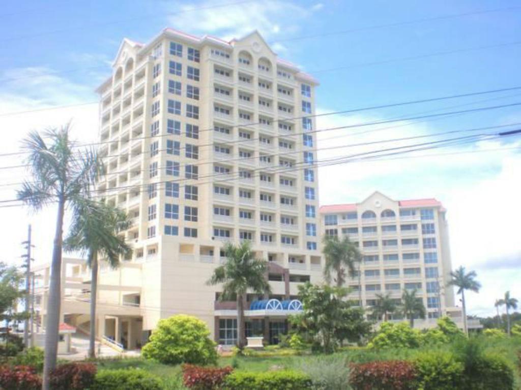 La Mirada Residence , Large 1 Bedroom Condo, Beaches , 3 Pools, Ocean Views, Fast Wifi, Netflix, Breakfast Included Lapu-Lapu City Pokój zdjęcie